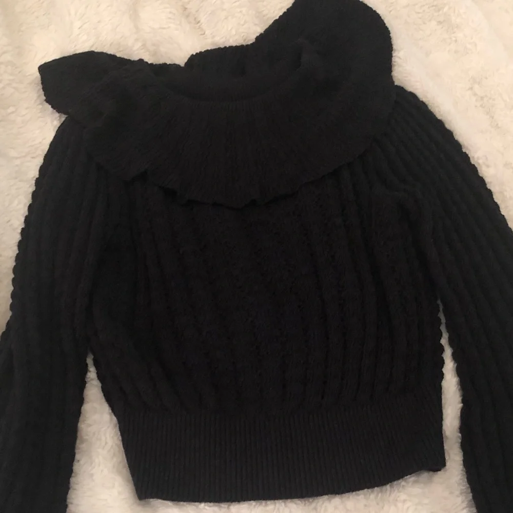 Free People off-the-shoulders black long sleeve sweater size L - Picture 6 of 10